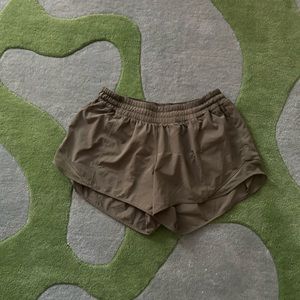 Lululemon hotty hot short in dark green